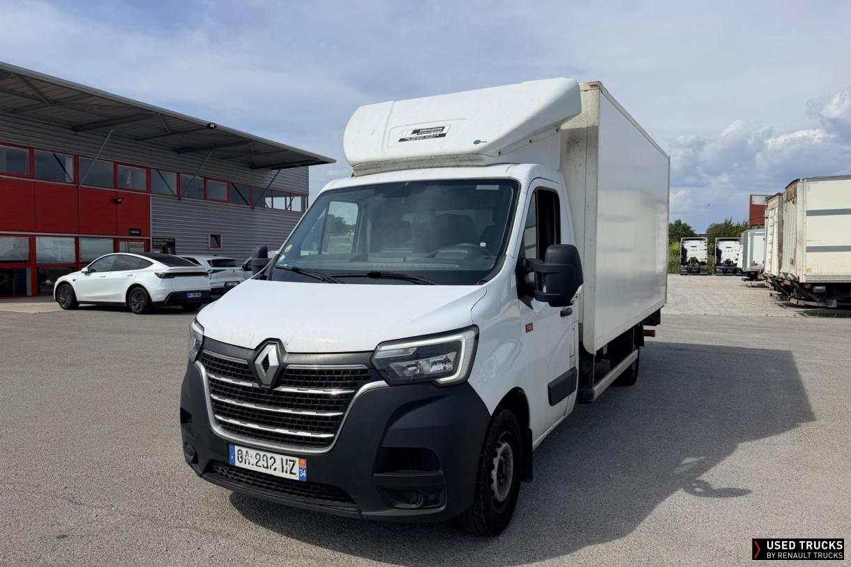 Renault Trucks Master 145