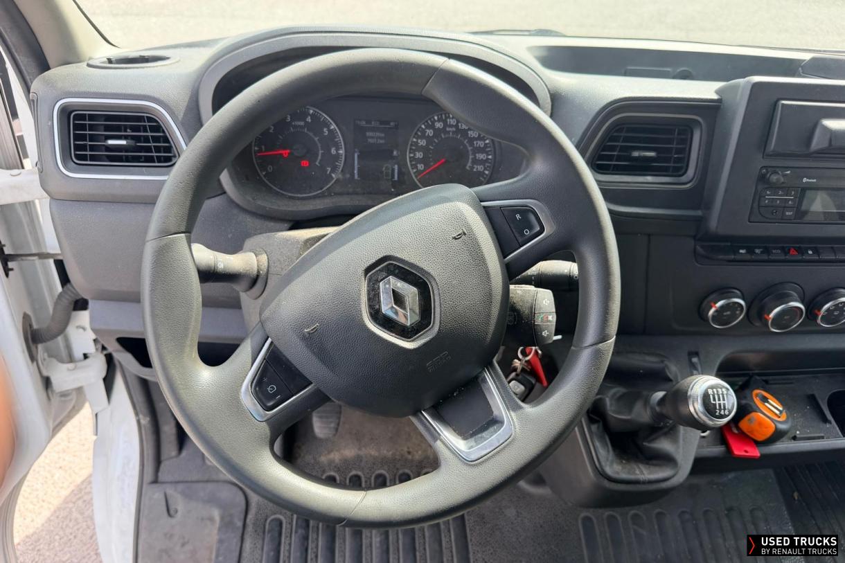 Renault Trucks Master 145