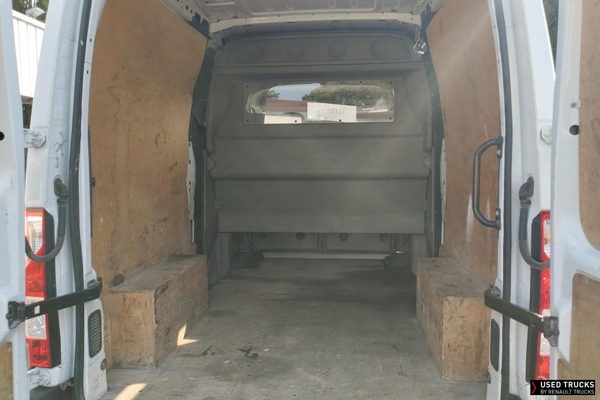 Renault Master 135