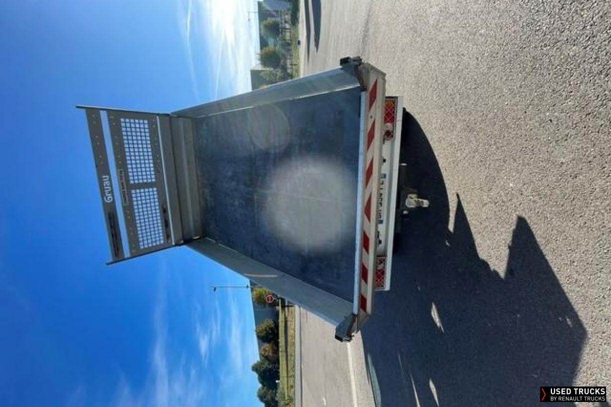 Renault Master 135