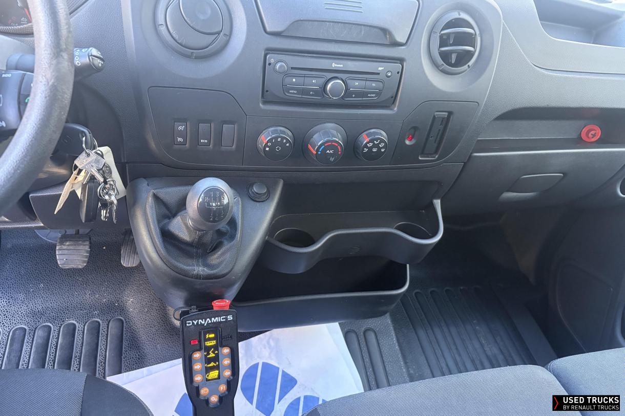 Renault Master 130