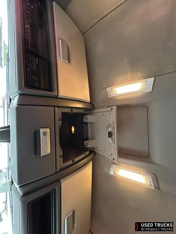 Renault Trucks T High 520