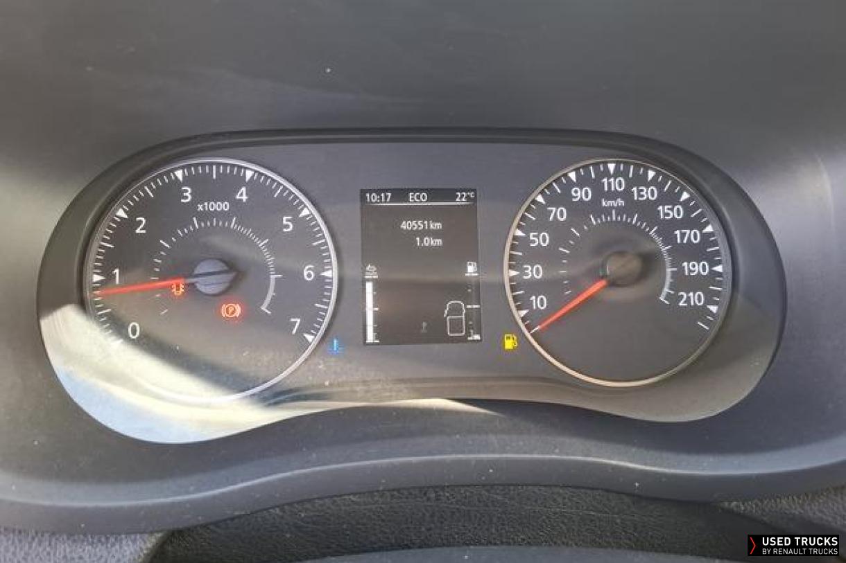 Renault Master 145