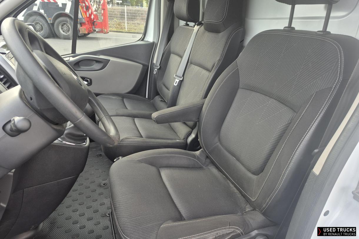 Renault Trafic 120