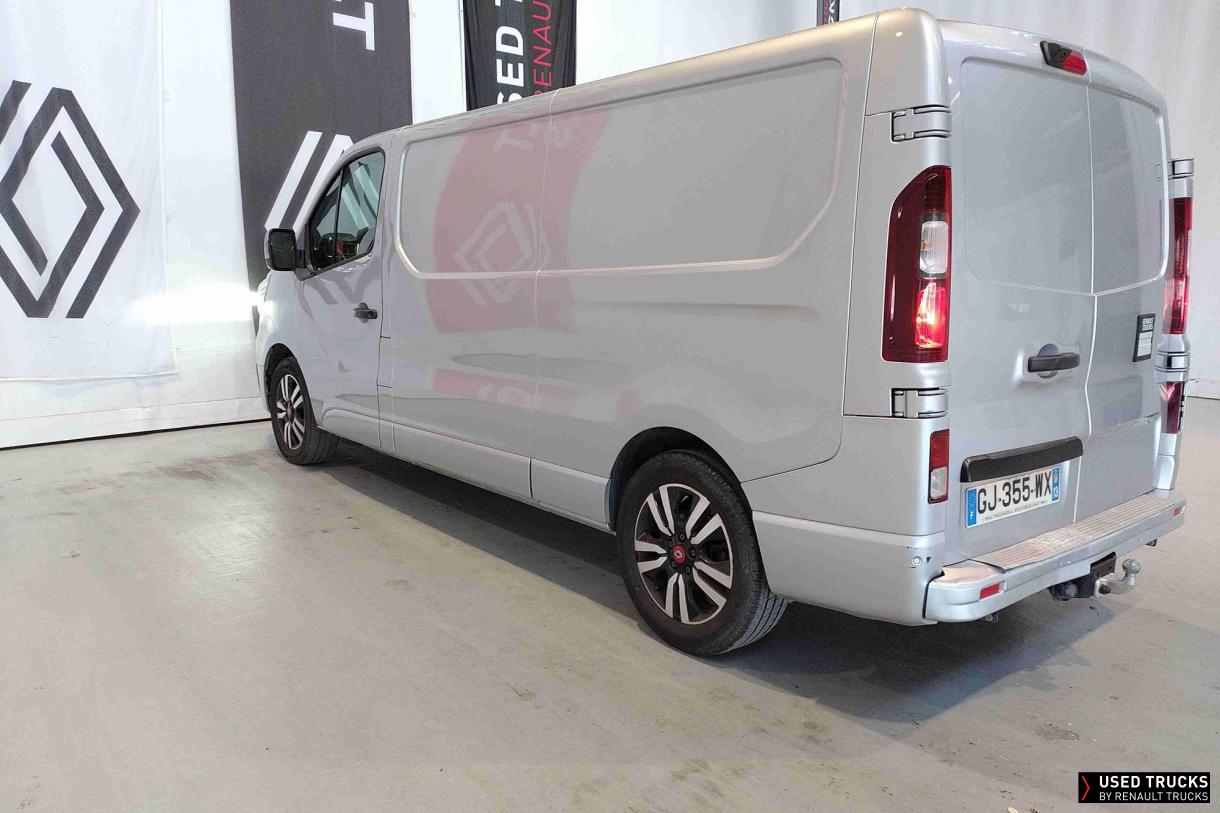 Renault Trucks Trafic 