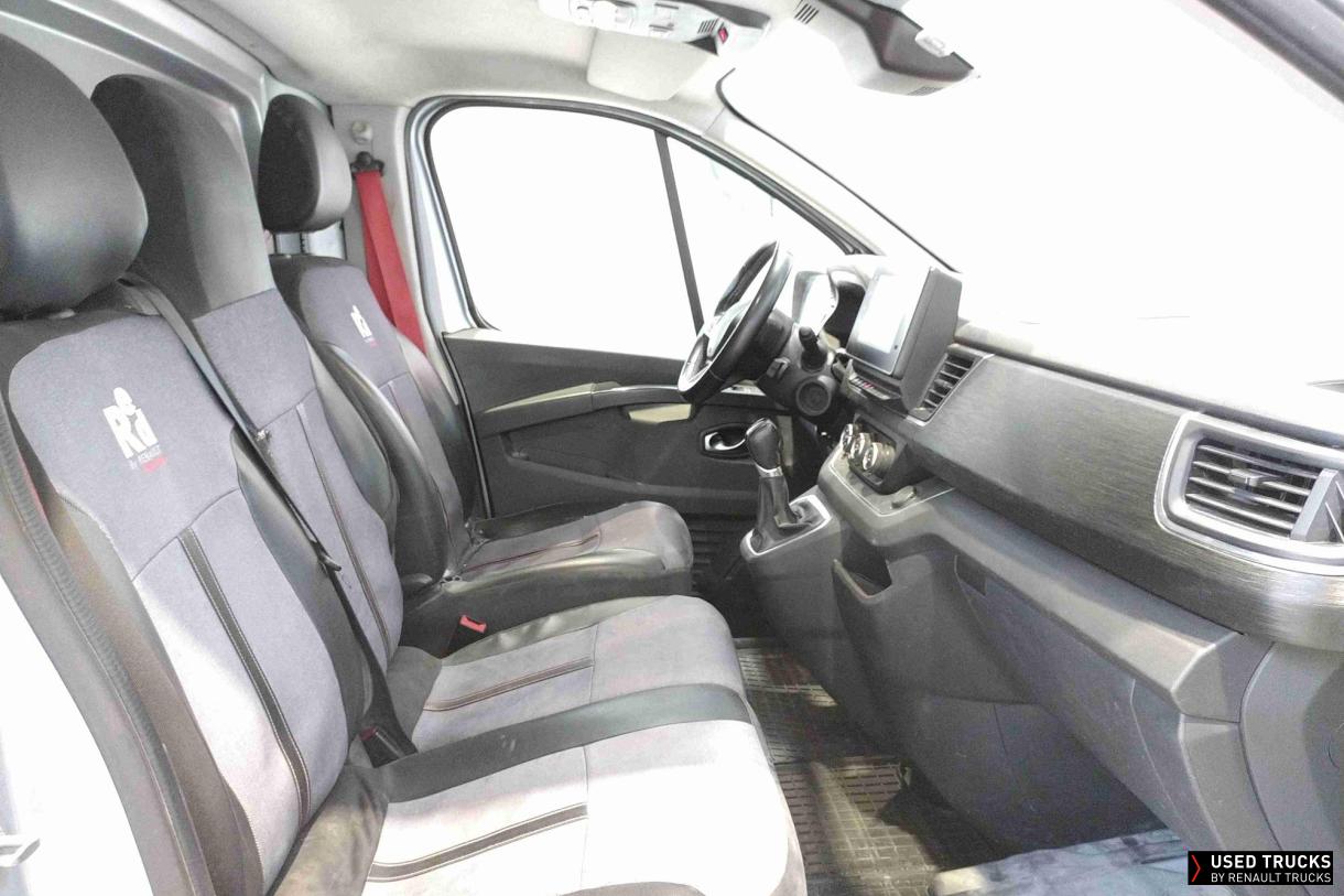 Renault Trucks Trafic 