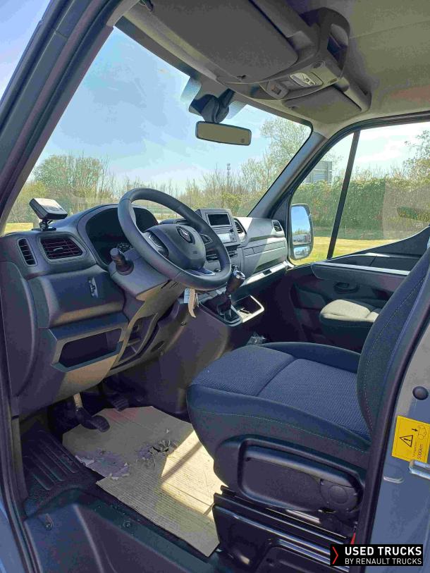 Renault Trucks Master 145
