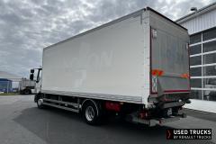 Renault Trucks D
                                          240