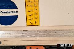 Renault Trucks D
                                          240