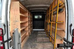 Renault Trucks Master
                                          130