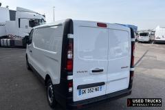 Renault Trucks Trafic
                                          130