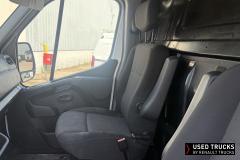 Renault Trucks Master
                                          145
