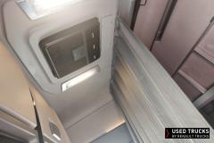 Renault Trucks T High
                                          520