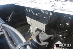 Renault Trucks T
                                          